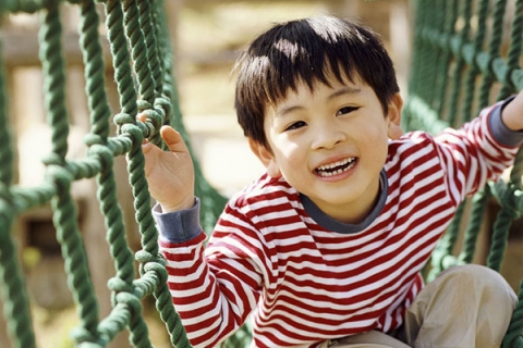 Có 1 BIỂU HIỆN THÔNG MINH ở trẻ thường khiến bố mẹ sợ khiếp vía tưởng bị bệnh: Nghe chuyên gia giải thích mới rõ mười mươi