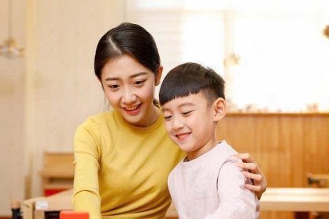 Đỉnh cao giáo dục của cha mẹ là "bơ đẹp" con trong 3 trường hợp này: Lớn lên con sẽ rất biết ơn bạn!