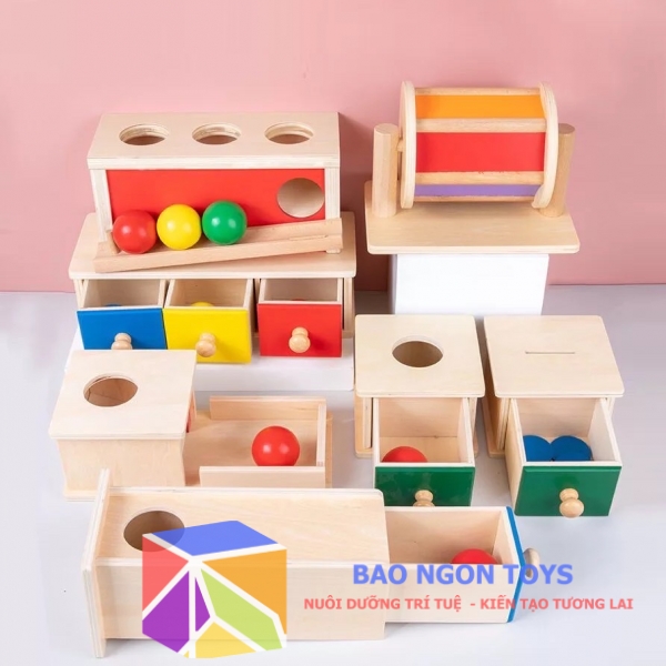 Hộp thả bóng Montessori, giáo cụ quan trọng giúp bé phát triển đa giác quan, kỹ năng cầm nắm – DG72 